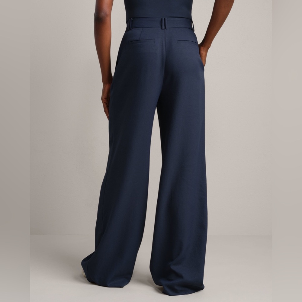 RHONE Navy Wide-Leg Women's Pants - Picture 3 of 16